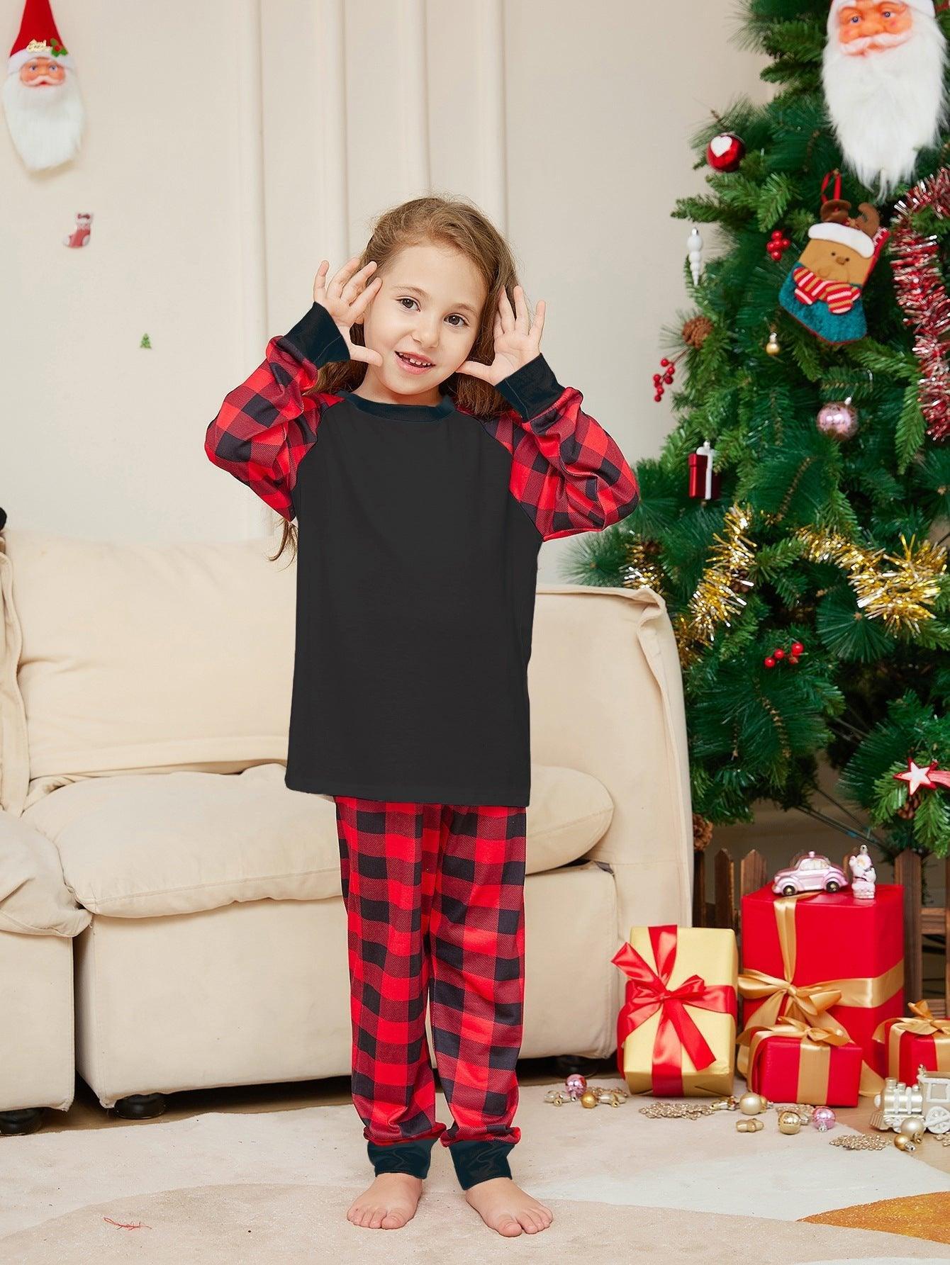 2024 New Christmas Plaid Family Matching Pajamas | Stylish Black & Red Plaid Holiday Loungewear Set - Coscosmos