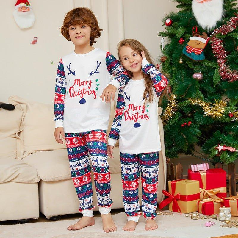 Christmas Cartoon Letter Antler Print Matching Family Pajama Set | Cozy Holiday Loungewear for Parents and Kids - Coscosmos