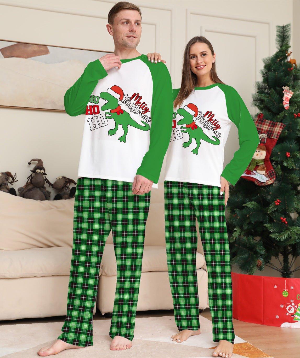 Christmas Cartoon Print Family Matching Pajamas | Festive Holiday Sleepwear for Parent - Child Bonding - Coscosmos