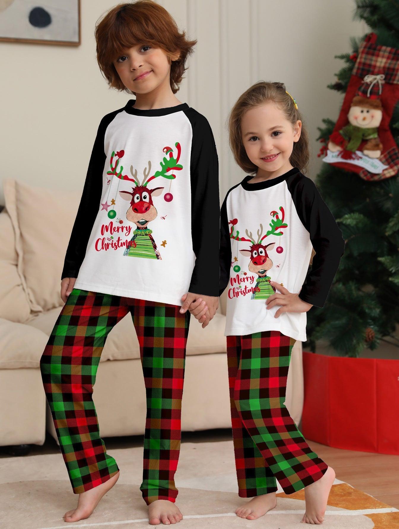 Christmas Family Matching Pajamas | Dog Print & Christmas Tree Design | Cozy Family Sleepwear Set - Coscosmos