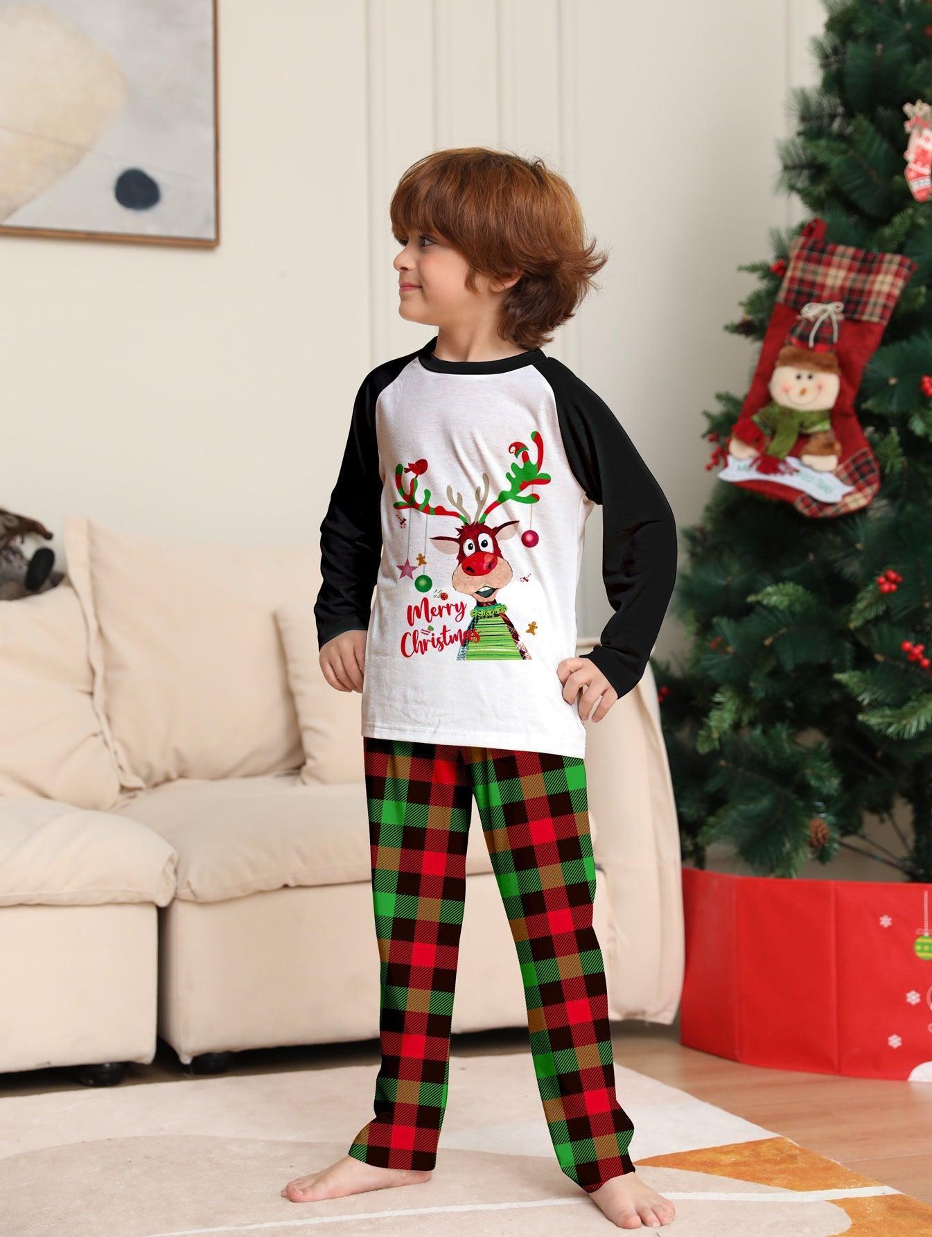 Christmas Family Matching Pajamas | Dog Print & Christmas Tree Design | Cozy Family Sleepwear Set - Coscosmos