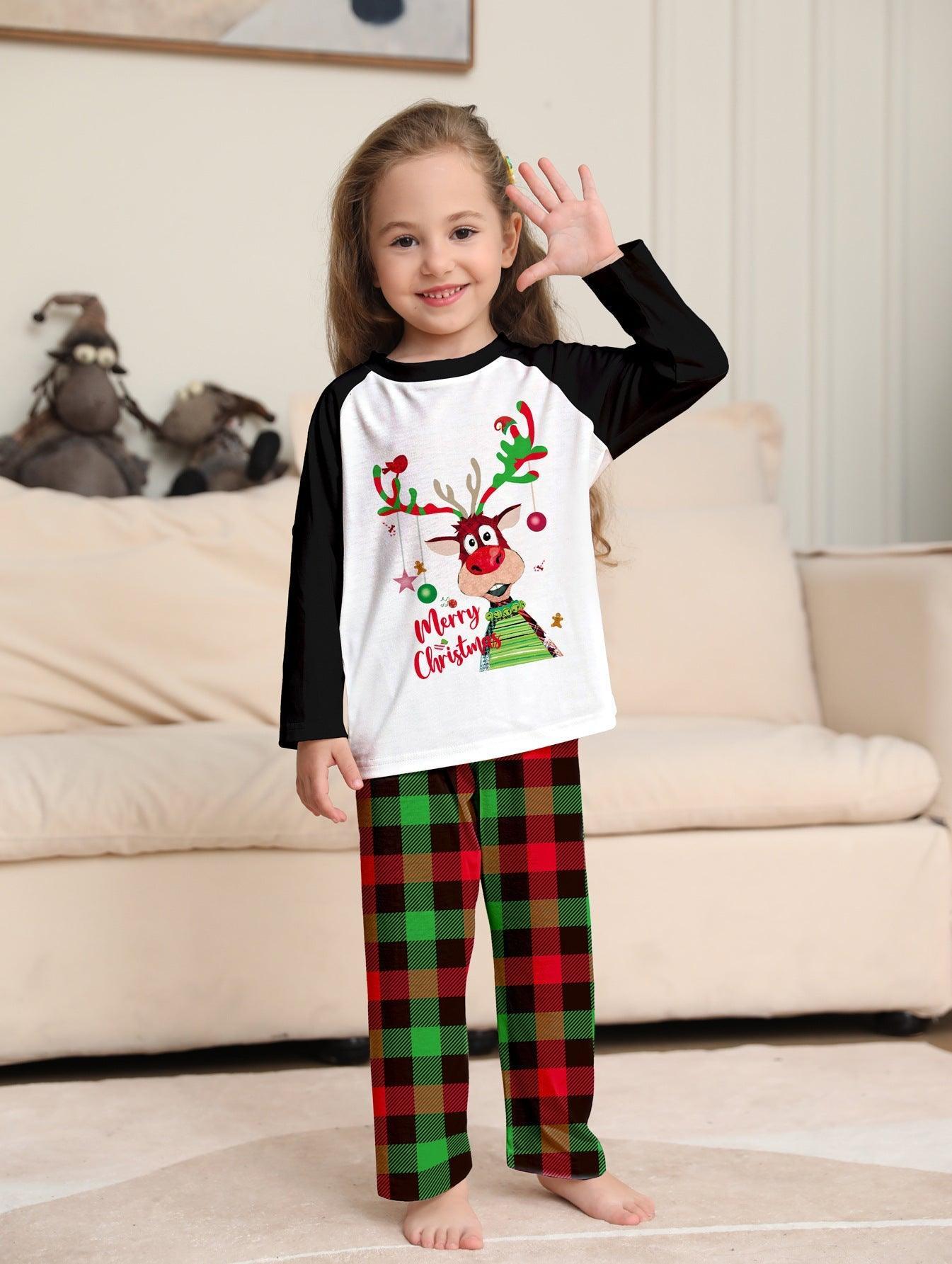 Christmas Family Matching Pajamas | Dog Print & Christmas Tree Design | Cozy Family Sleepwear Set - Coscosmos