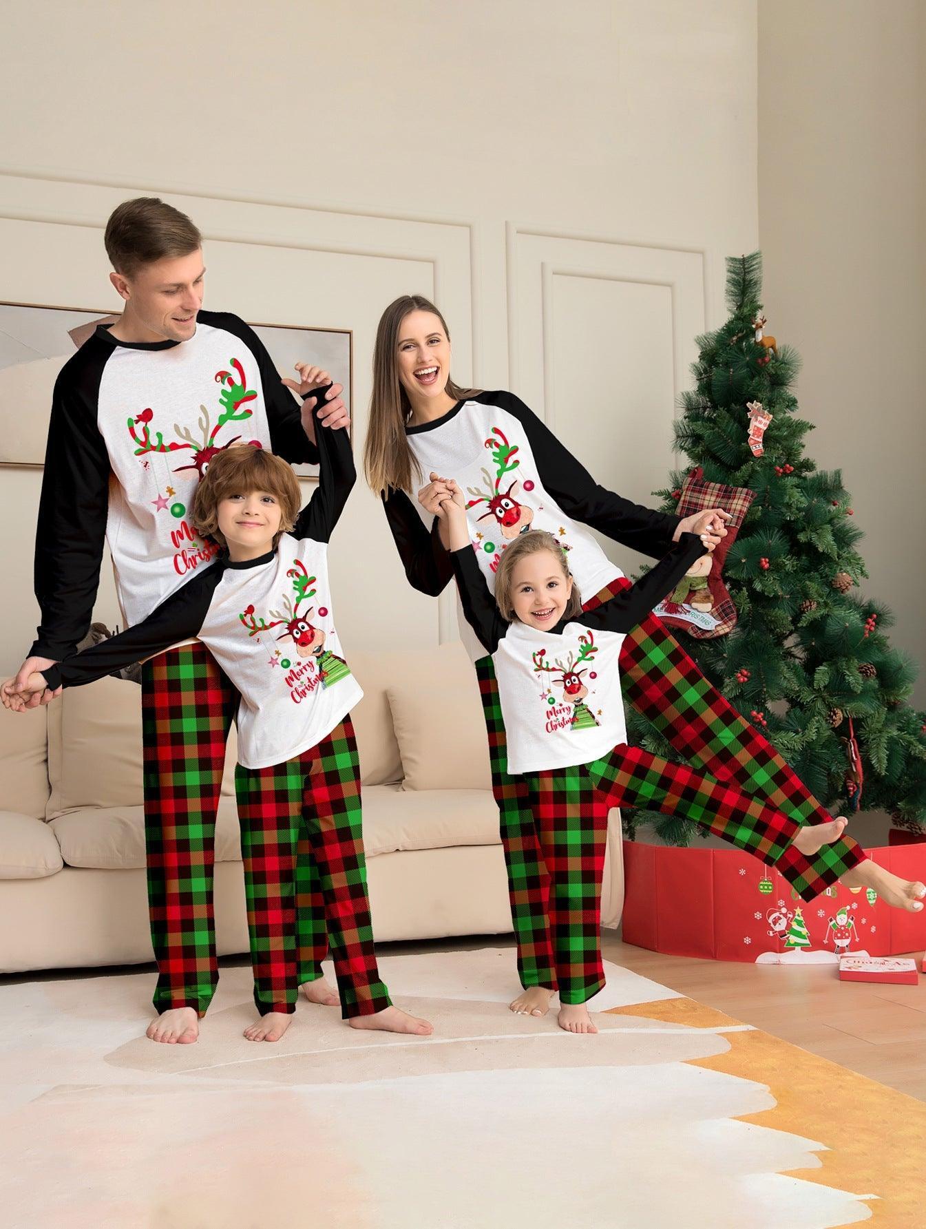 Christmas Family Matching Pajamas | Dog Print & Christmas Tree Design | Cozy Family Sleepwear Set - Coscosmos