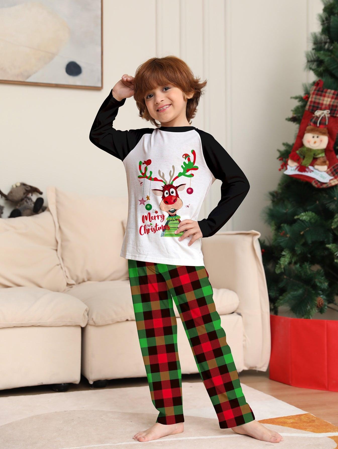 Christmas Family Matching Pajamas | Dog Print & Christmas Tree Design | Cozy Family Sleepwear Set - Coscosmos