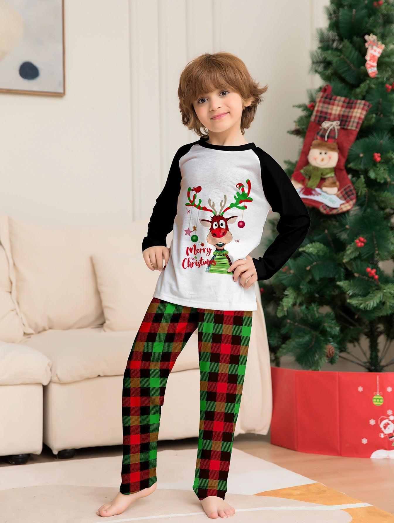 Christmas Family Matching Pajamas | Dog Print & Christmas Tree Design | Cozy Family Sleepwear Set - Coscosmos