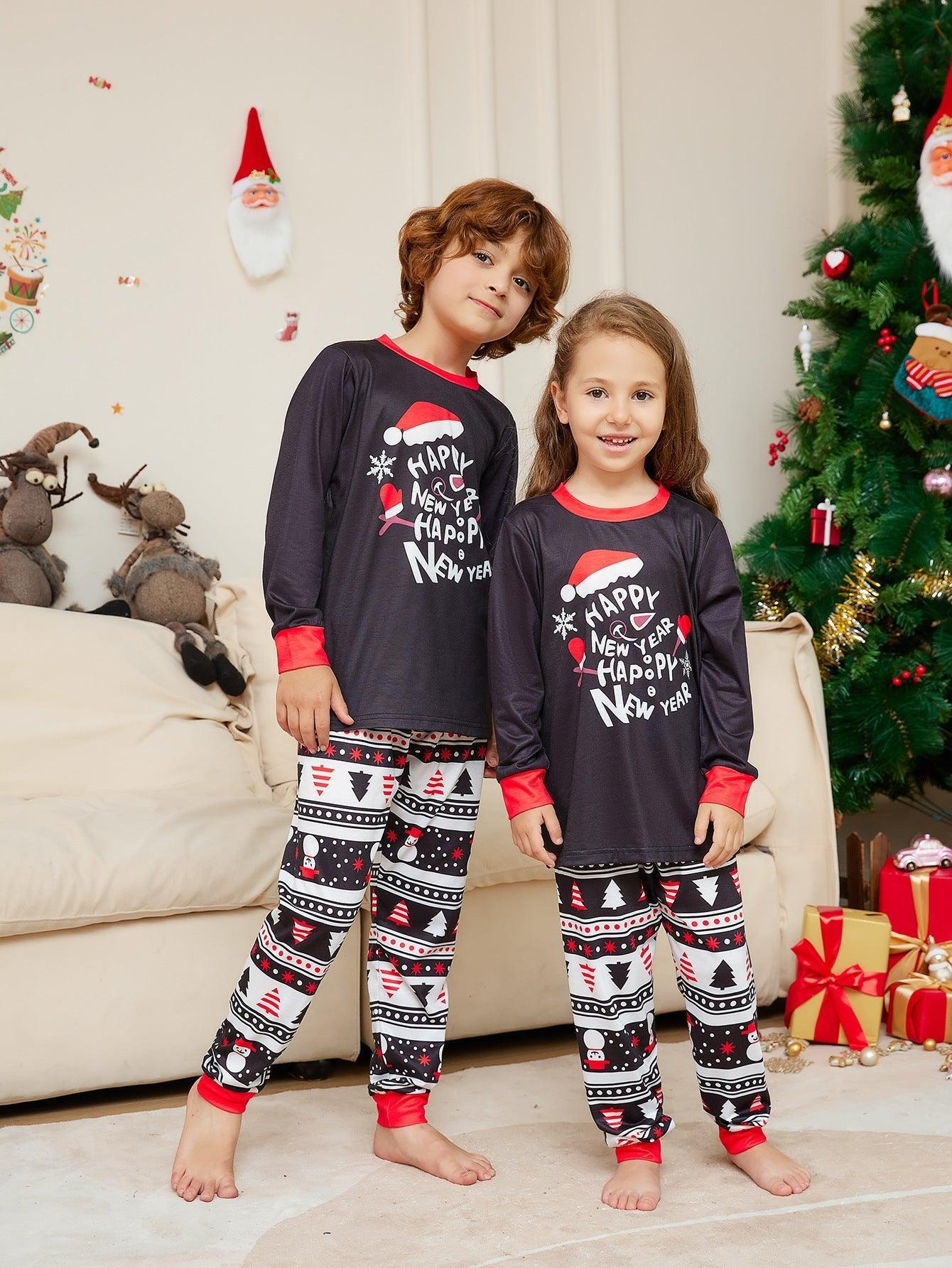 Christmas Family Matching Pajamas with Cartoon Hat & Letter Design | Long - Sleeve Loungewear for Families & Pets - Coscosmos