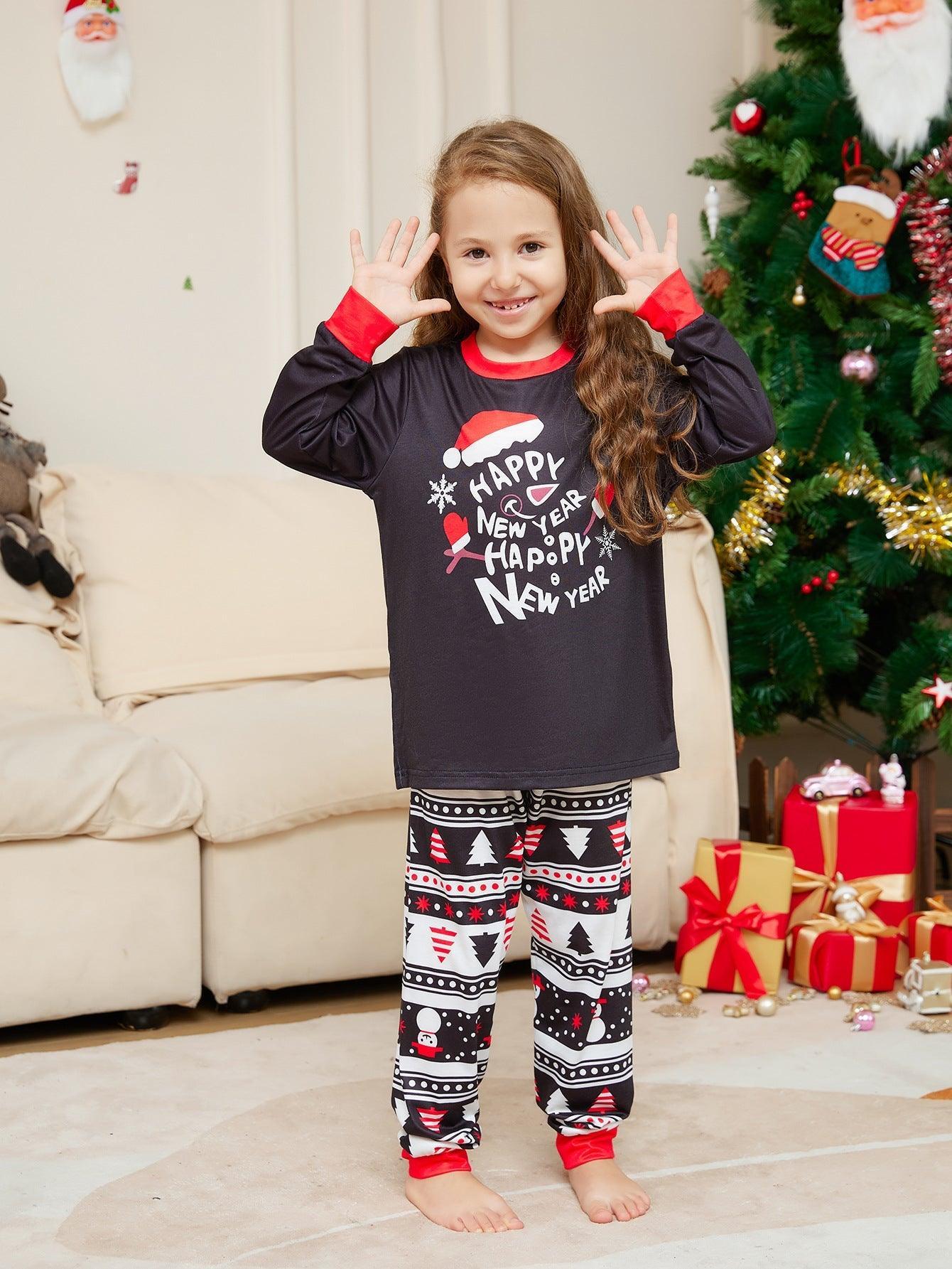 Christmas Family Matching Pajamas with Cartoon Hat & Letter Design | Long - Sleeve Loungewear for Families & Pets - Coscosmos