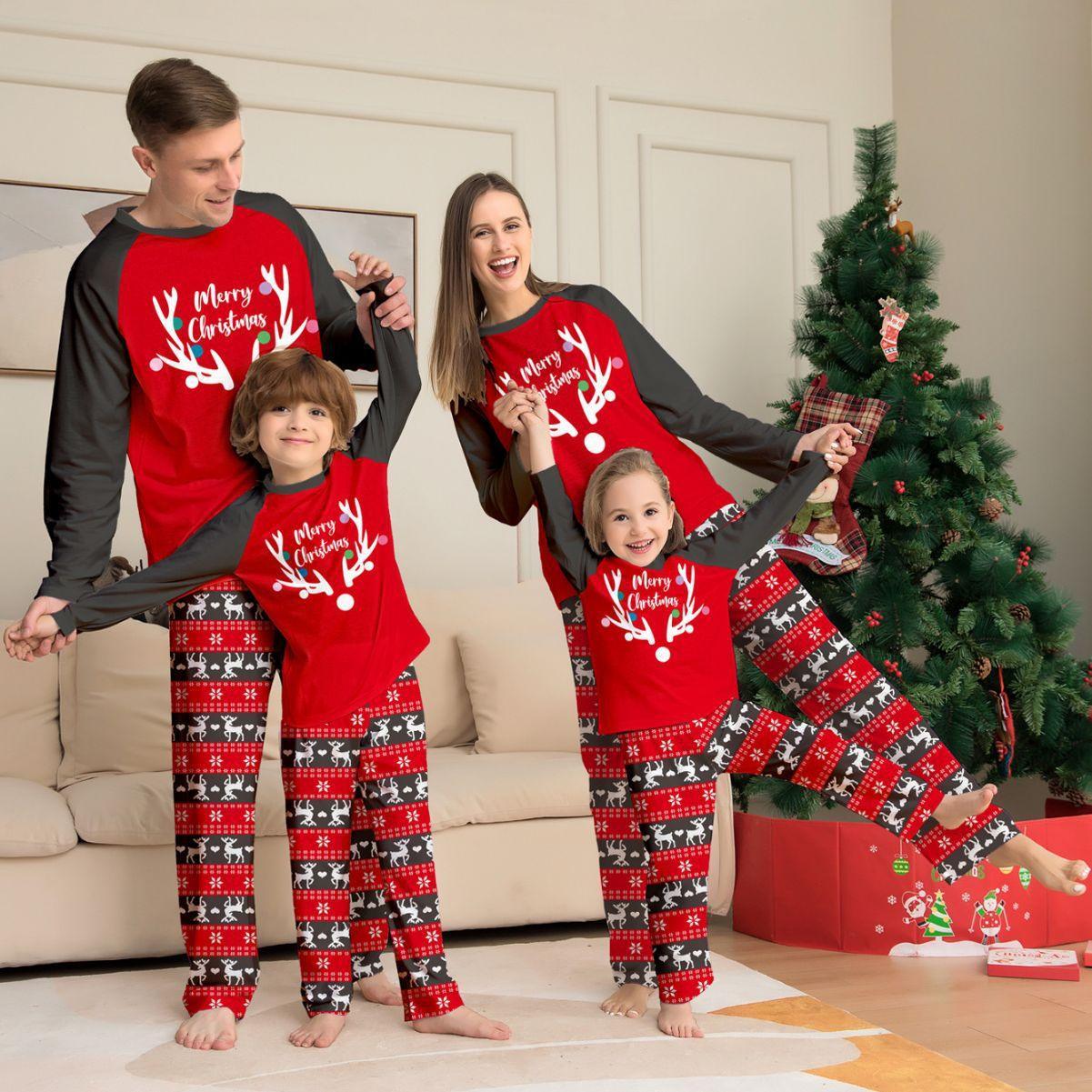 Deer Head Print Christmas Family Matching Pajamas Set | Long Sleeve Top & Festive Pants | Holiday & Halloween Sleepwear - Coscosmos