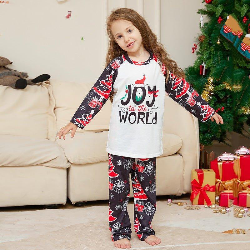 New Christmas Cartoon Letter & Tree Print Matching Family Pajamas Set with Pet Outfit | Holiday Sleepwear for the Whole Family - Coscosmos