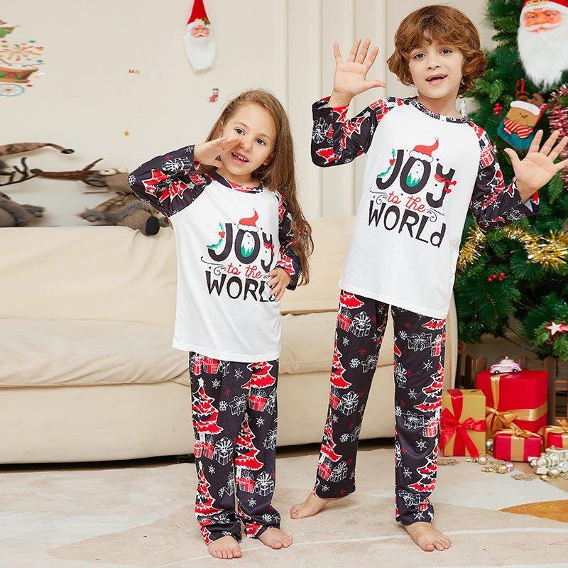 New Christmas Cartoon Letter & Tree Print Matching Family Pajamas Set with Pet Outfit | Holiday Sleepwear for the Whole Family - Coscosmos