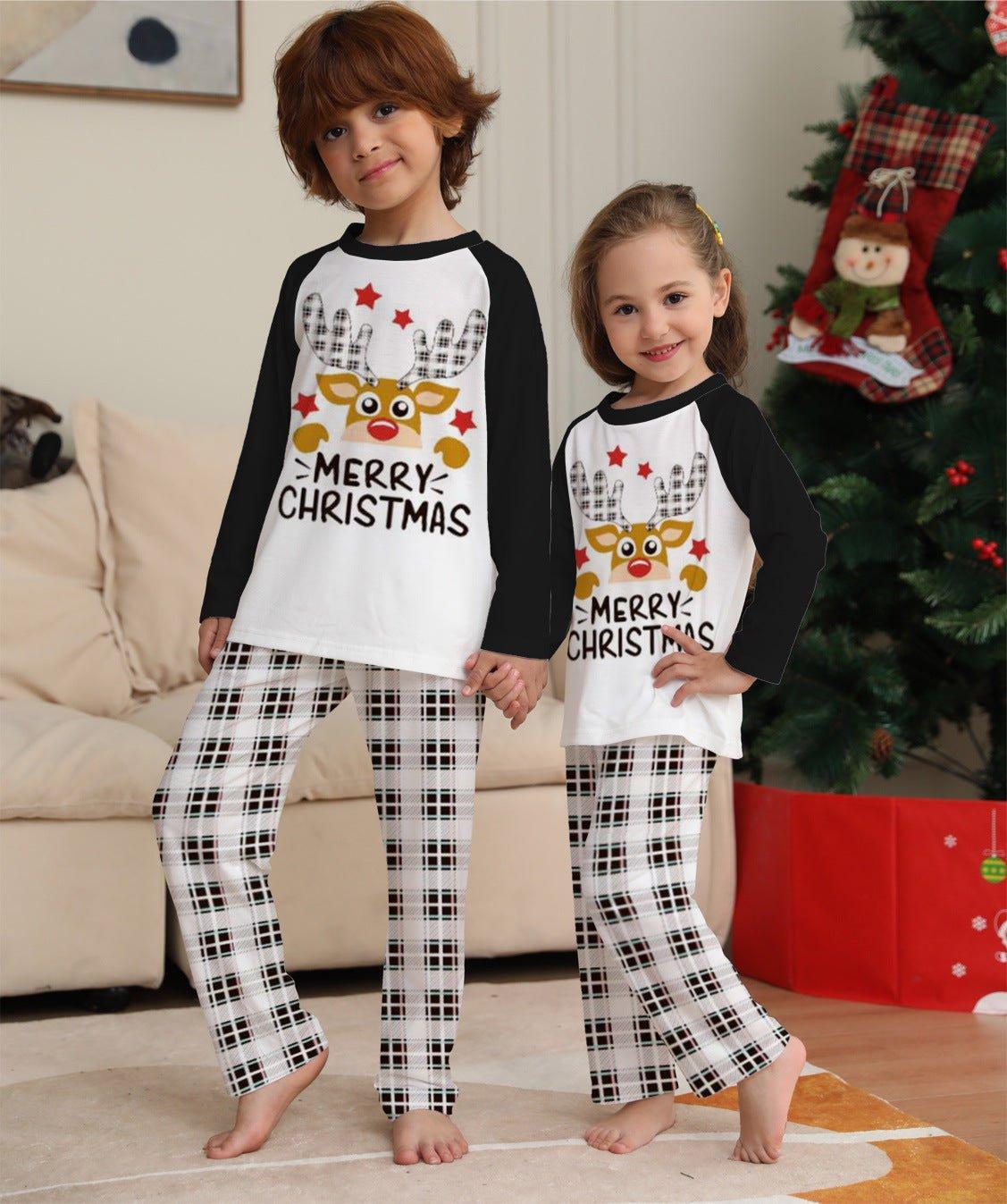 New Plaid Reindeer Print Christmas Family Matching Pajama Set | Stylish Deer Head Two - Piece Family Sleepwear - Coscosmos