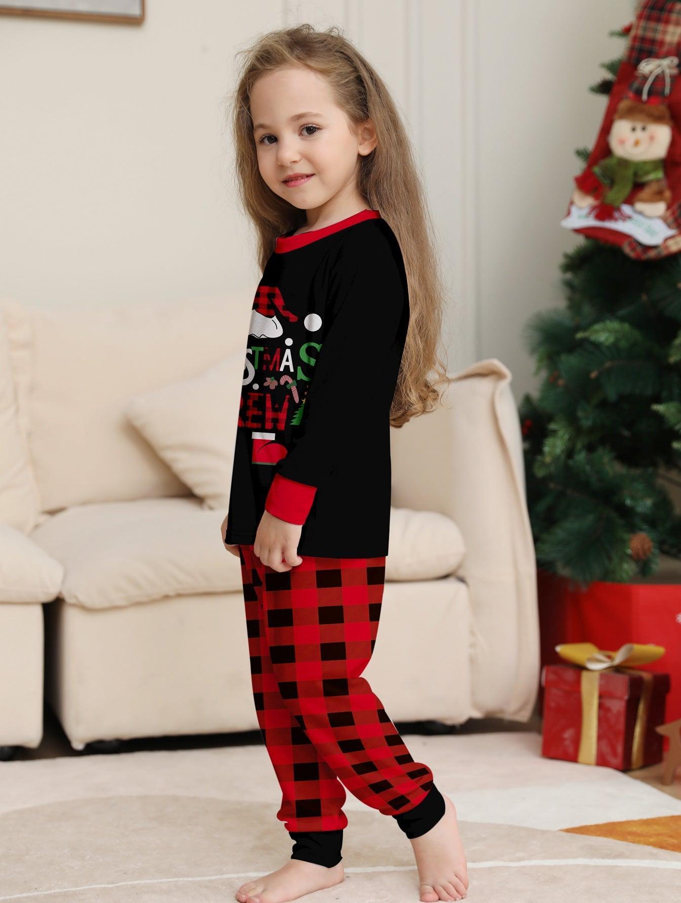 Red & Black Plaid Christmas Hat Family Matching Pajamas | Cartoon Letter Print Holiday Sleepwear Set - Coscosmos